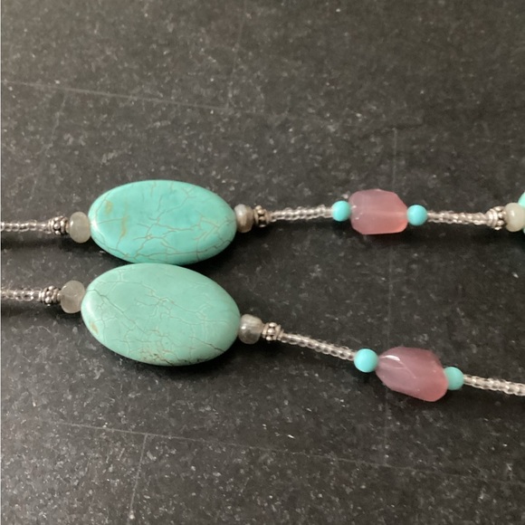 Turquoise Color Silver Tone Necklace - Picture 4 of 4